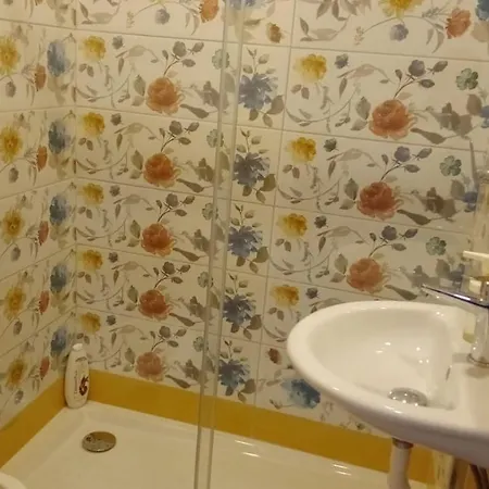 East Holiday Apartment 1 & 2-3